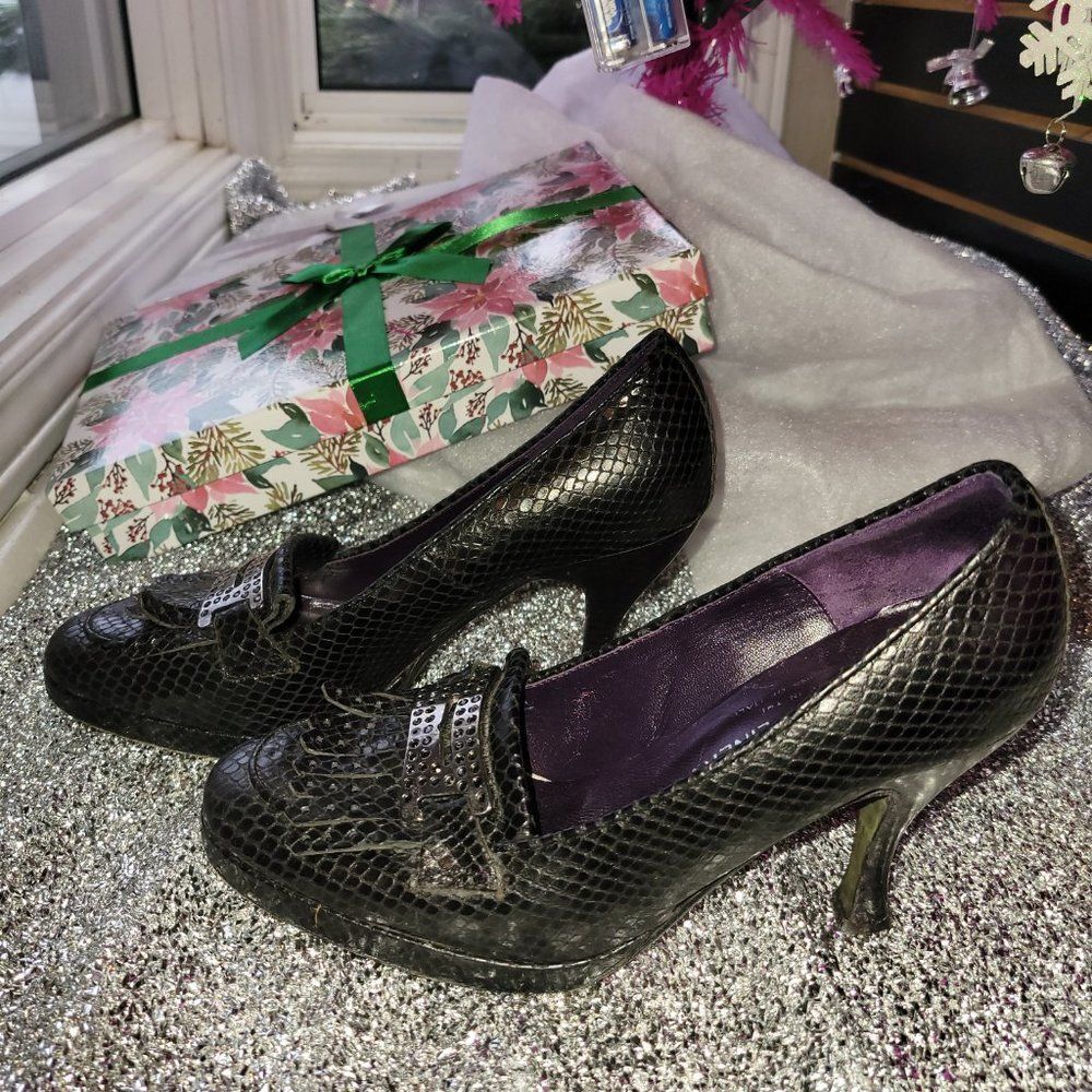 Donald J. Pliner Black Leather Shoes